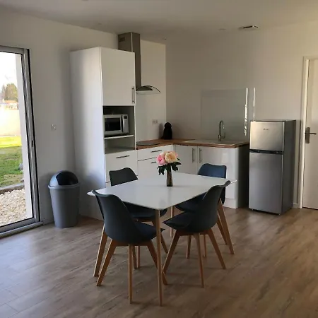 Lägenhet Maison Charentaise Pleine De Charme